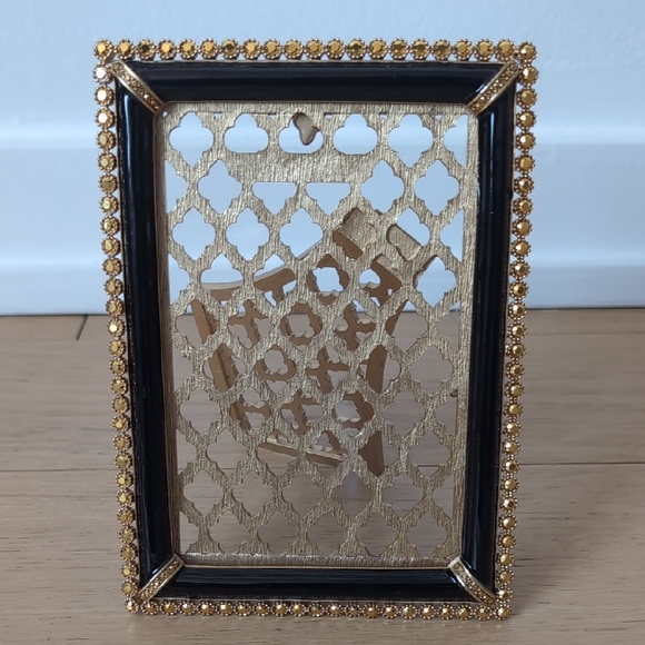 Jay Strongwater Other - 4x6 Gilt Lattice Frame – Black Enamel – Hand-Set Crystals